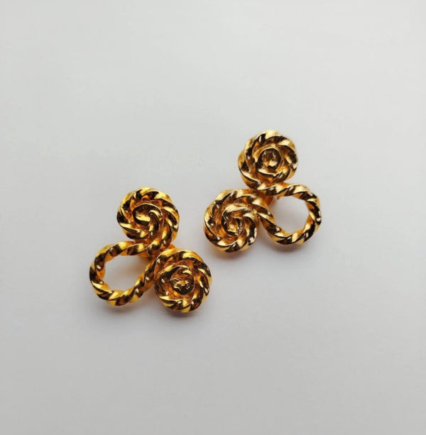 Couture Gold Brandebourg earrings