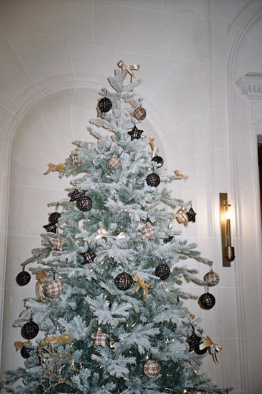 Holiday Star Decoration in Villeroy