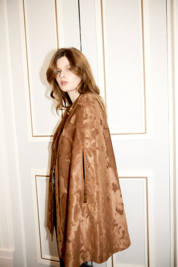 Cape in Camel Galant